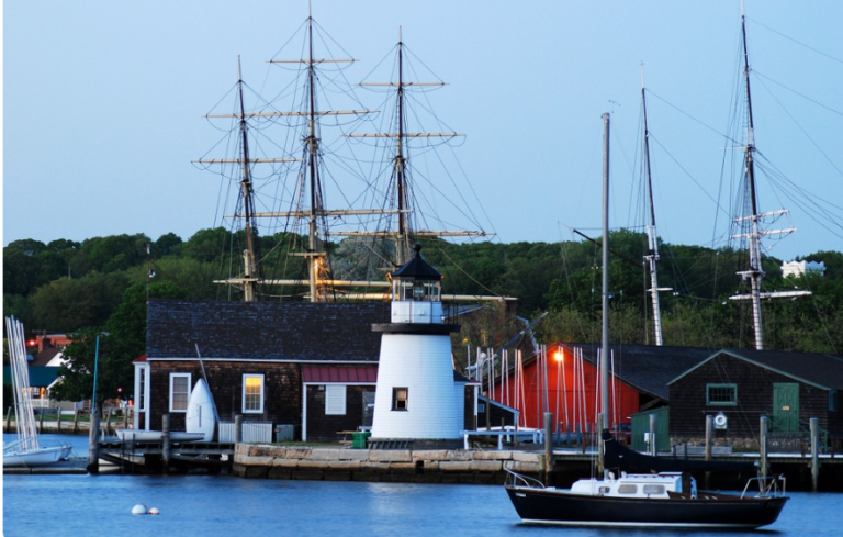 MysticSeaportlighthouse
